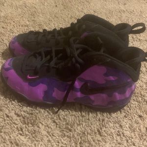 Purple and black phones for sale size 3y .